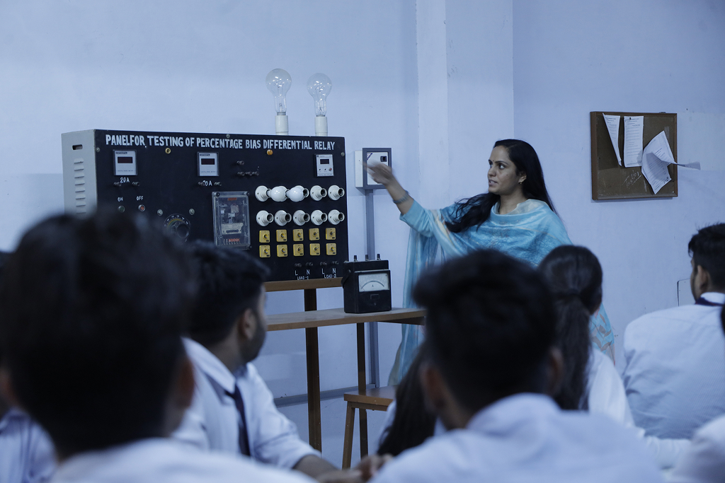 EE Lab 3