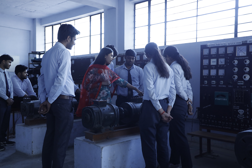 EE Lab 4