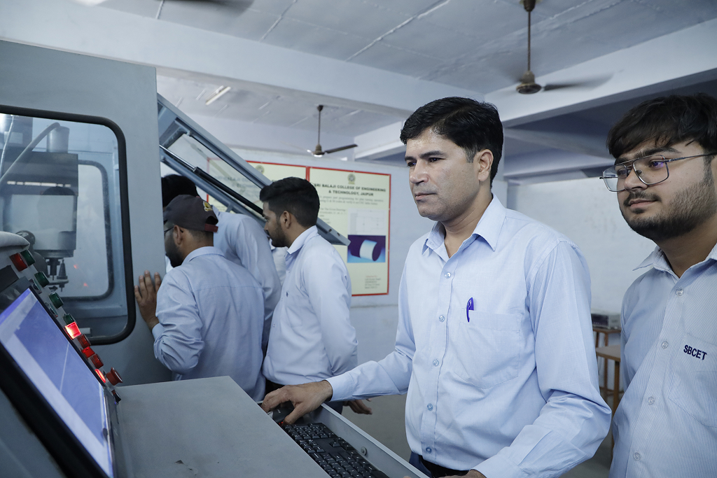 EE Lab 4